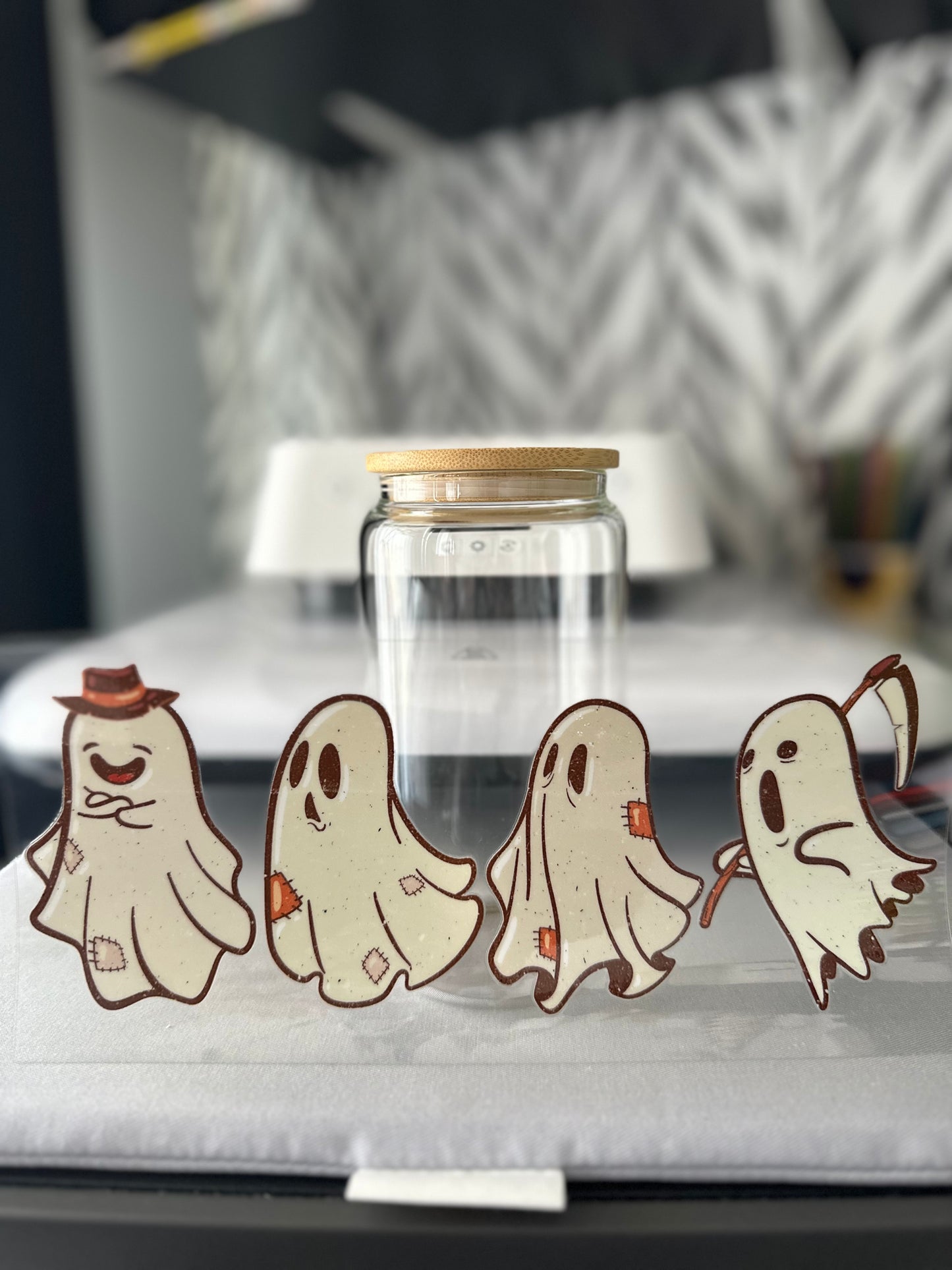 Western Ghost 16oz Glass Can