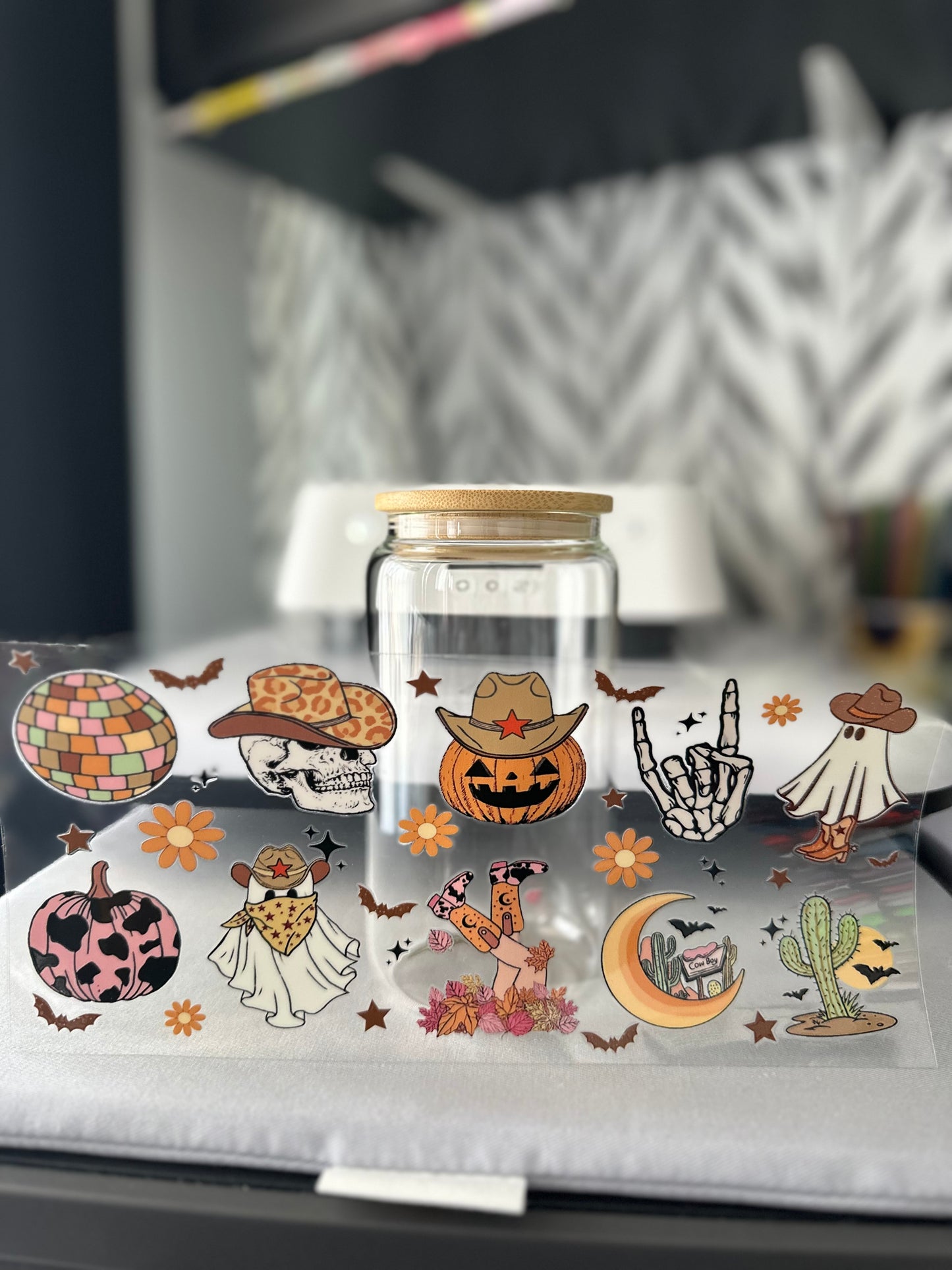 Western Halloween 16oz Glass Can